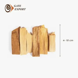 Palo santo asimétrico en astillas de 4 a 10 cm, formato irregular natural, producto sostenible de Perú para venta al por mayor y exportación